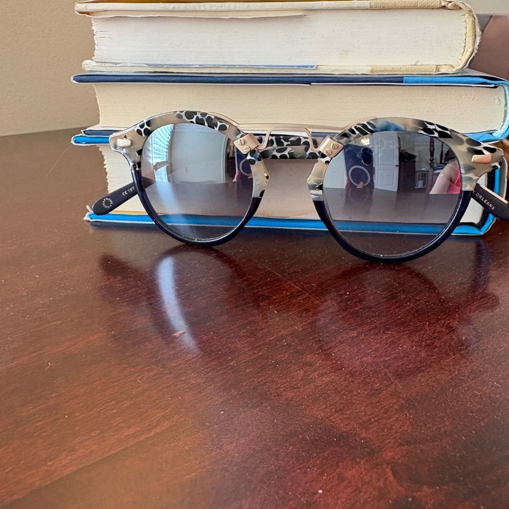 KREWE ST. LOUIS SUNGLASSES